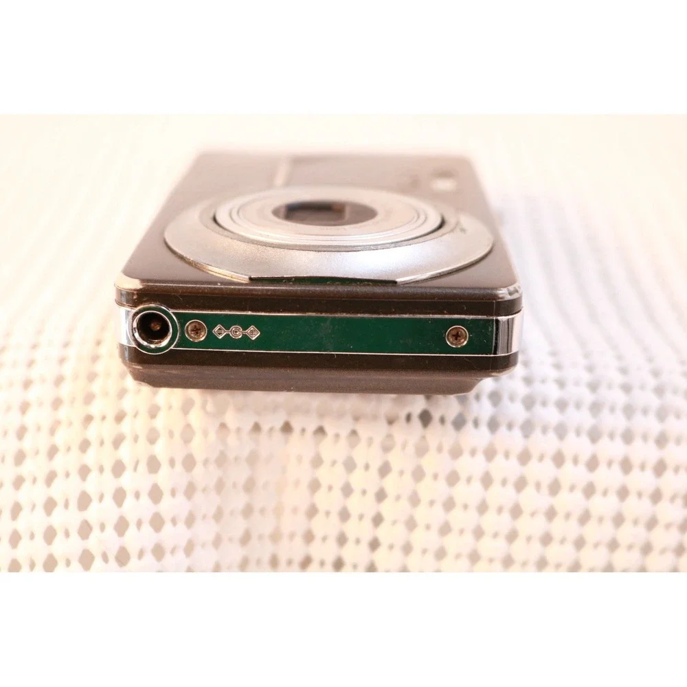 Kodak EasyShare MD41 Digital Camera 3X Optical Zoom Untested Parts Repair Brown